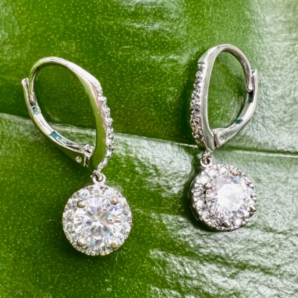 Nwt 3k Cz Halo Diamonds Silver Earrings